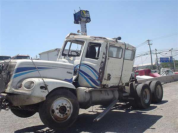 Freightliner M2 112 2004 - 