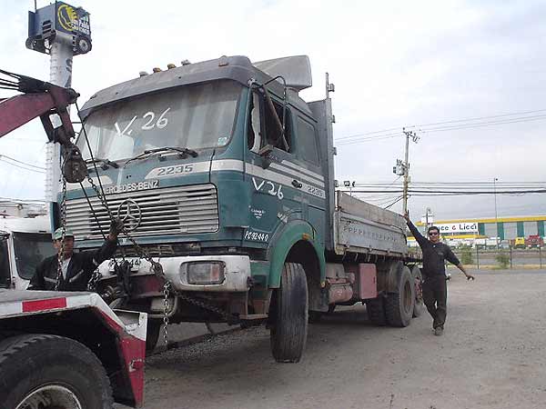 Mercedes Benz 2235 1989 - 