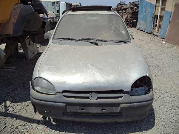 CAJA DE CAMBIOS Opel CORSA 1996  USADA EN DESARME
