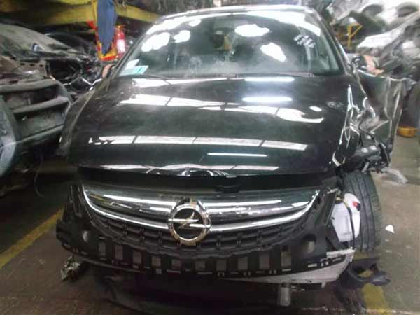 CAJA DE CAMBIOS Opel CORSA 2013  USADA EN DESARME