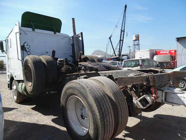 CREMALLERA DE DIRECCIóN International 9700 1994 USADA