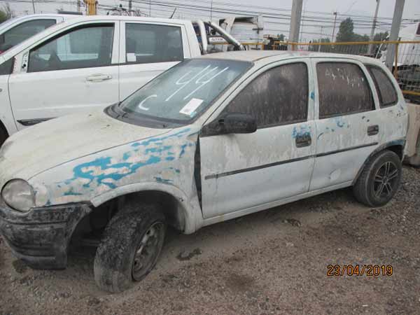 CAJA DE CAMBIOS Opel CORSA 1994  USADA EN DESARME